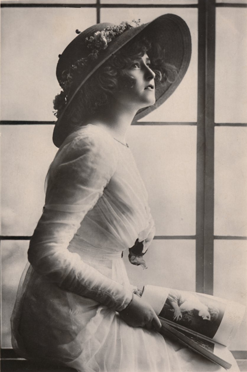 加布里埃尔·雷（Gabrielle Ray）小姐，1883-1973年，c1930。 作者 不明