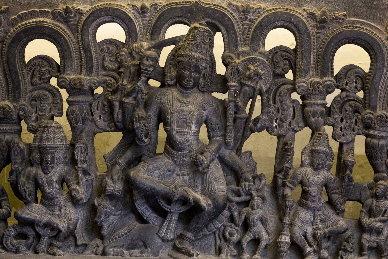 National museum of India, Delhi. Lintel showing trinity (Brahma, Vishnu and Shiva). Kakatiya 作者 不明