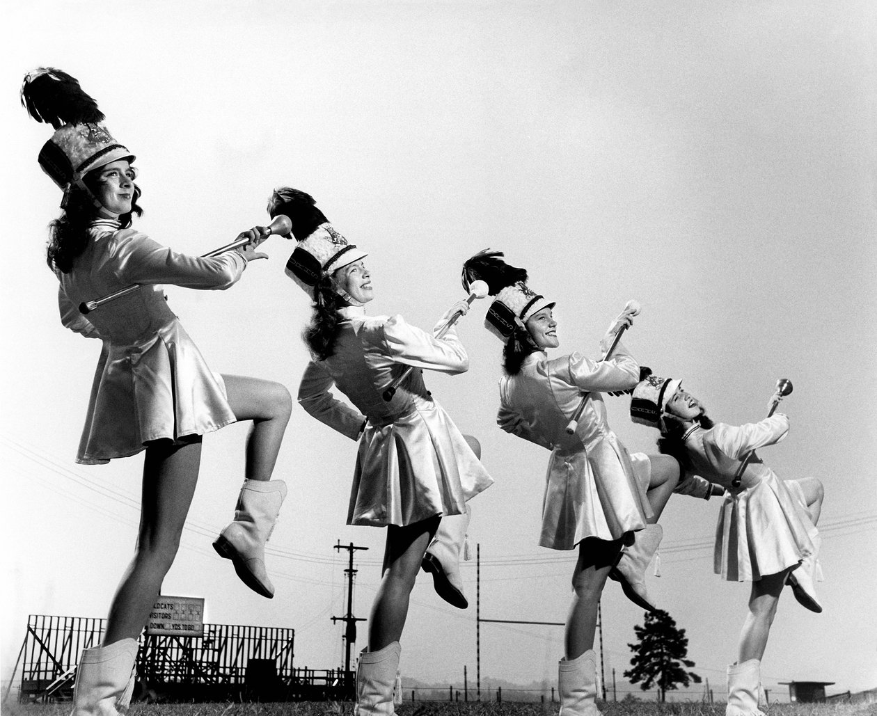 Oak Ridge High School Drum Majorettes, Tennessee 作者 不明