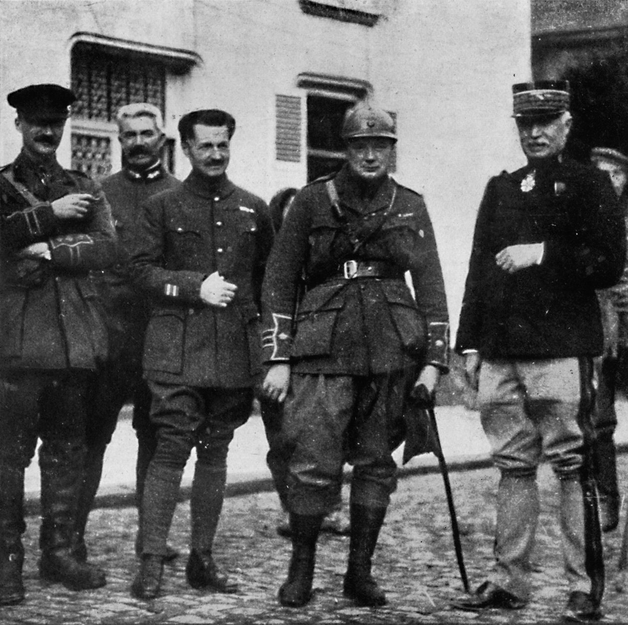 在前线和经验丰富之后，他指挥了第6届皇家苏格兰人Fusiliers，c1916，1945年 作者 不明