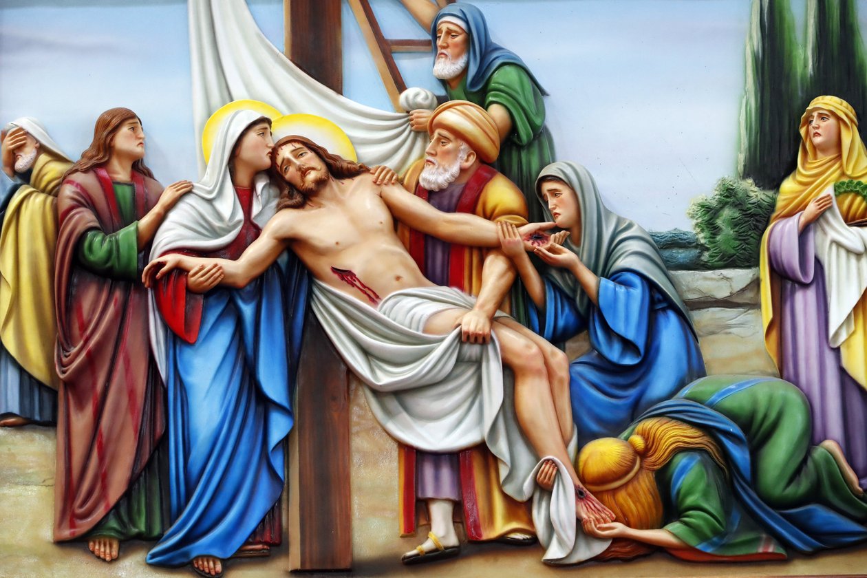 Our Lady of Fatima church. Way of the cross. Station 13. Jesus is taken down from the cross. Ho Chi Minh City. Vietnam 作者 不明
