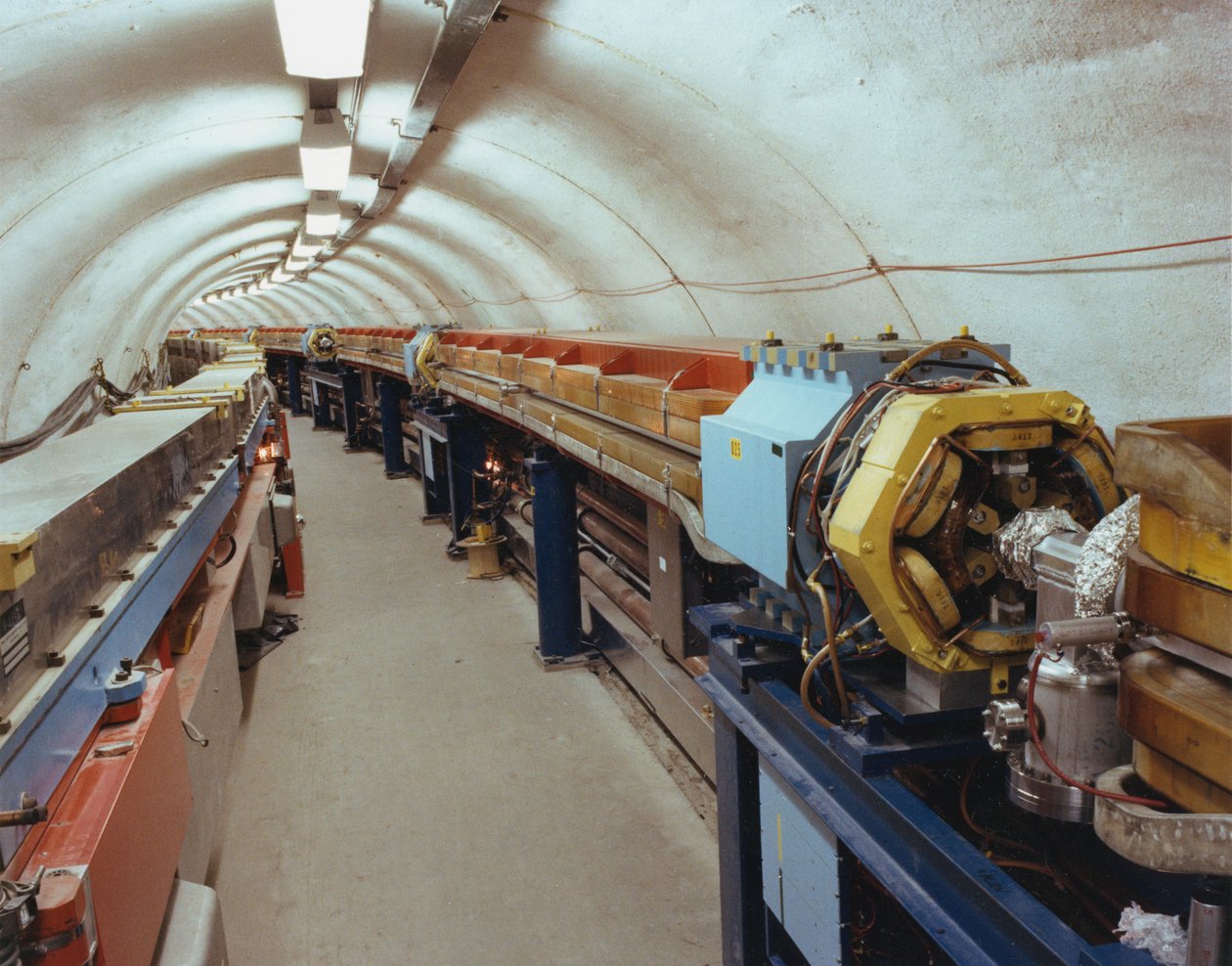 粒子加速器隧道，Cern，日内瓦，二十世纪 作者 不明