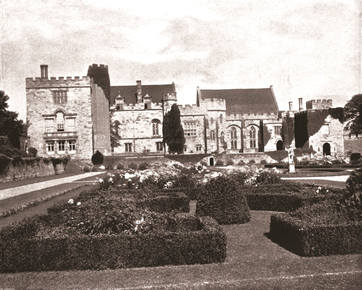肯特彭斯赫斯特广场（Penshurst Place），1894年。 作者 不明