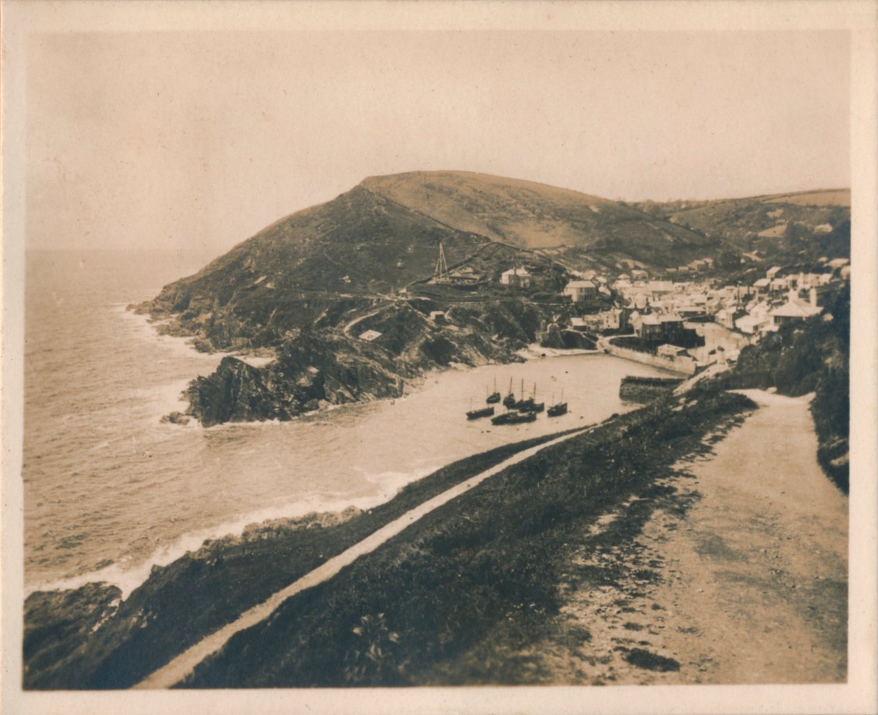 塔普兰悬崖路径上的波尔佩罗，1927年 作者 不明