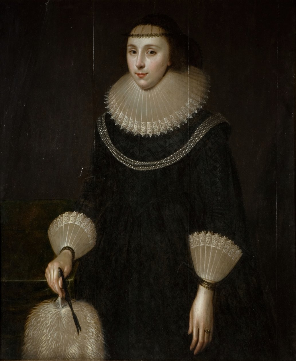 拿着扇子的女士画像，1600-1650。 作者 不明