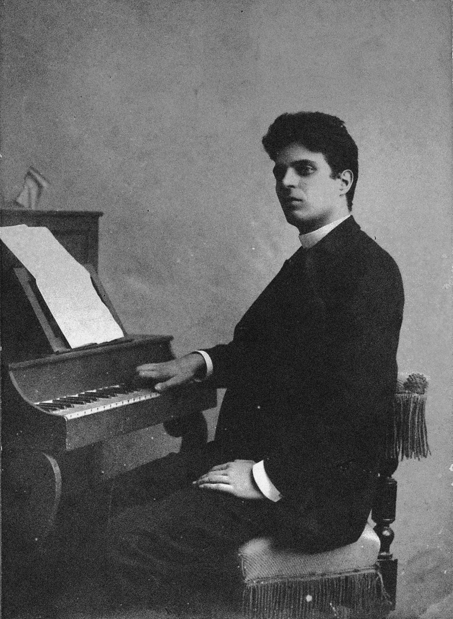 作曲家Pietro Mascagni的肖像1863-1945，c。 1890年。 作者 不明