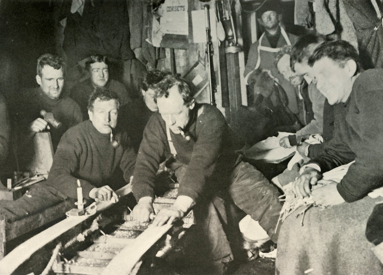 1908年，1909年冬天准备雪橇 作者 不明