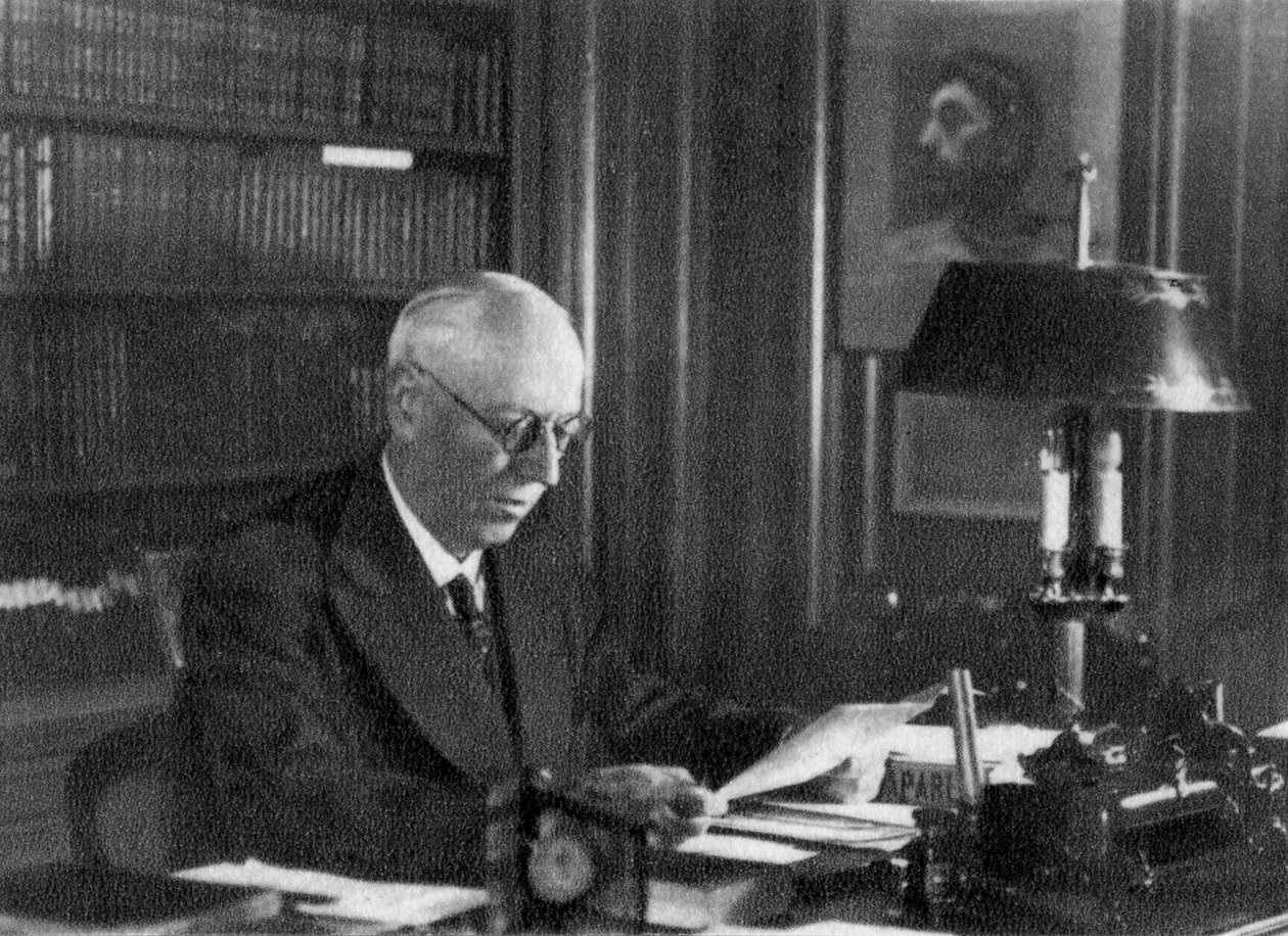 法国心脏病专家查尔斯·劳布里（Charles Laubry）教授，1940年 作者 不明