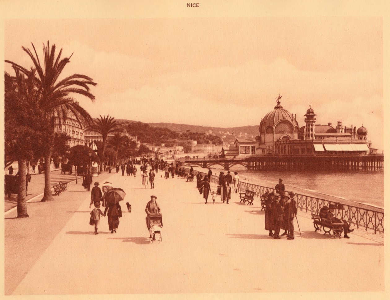 盎格鲁步道和尼斯尼斯码头码头，1930年。 作者 不明