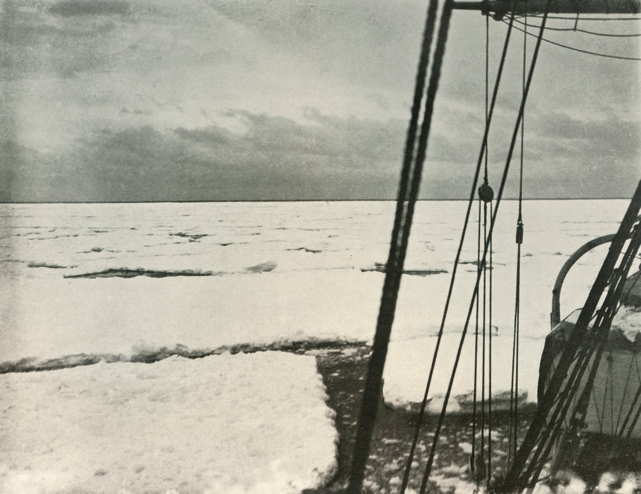 1909年，推入罗斯海的沉重浮尘。 作者 不明