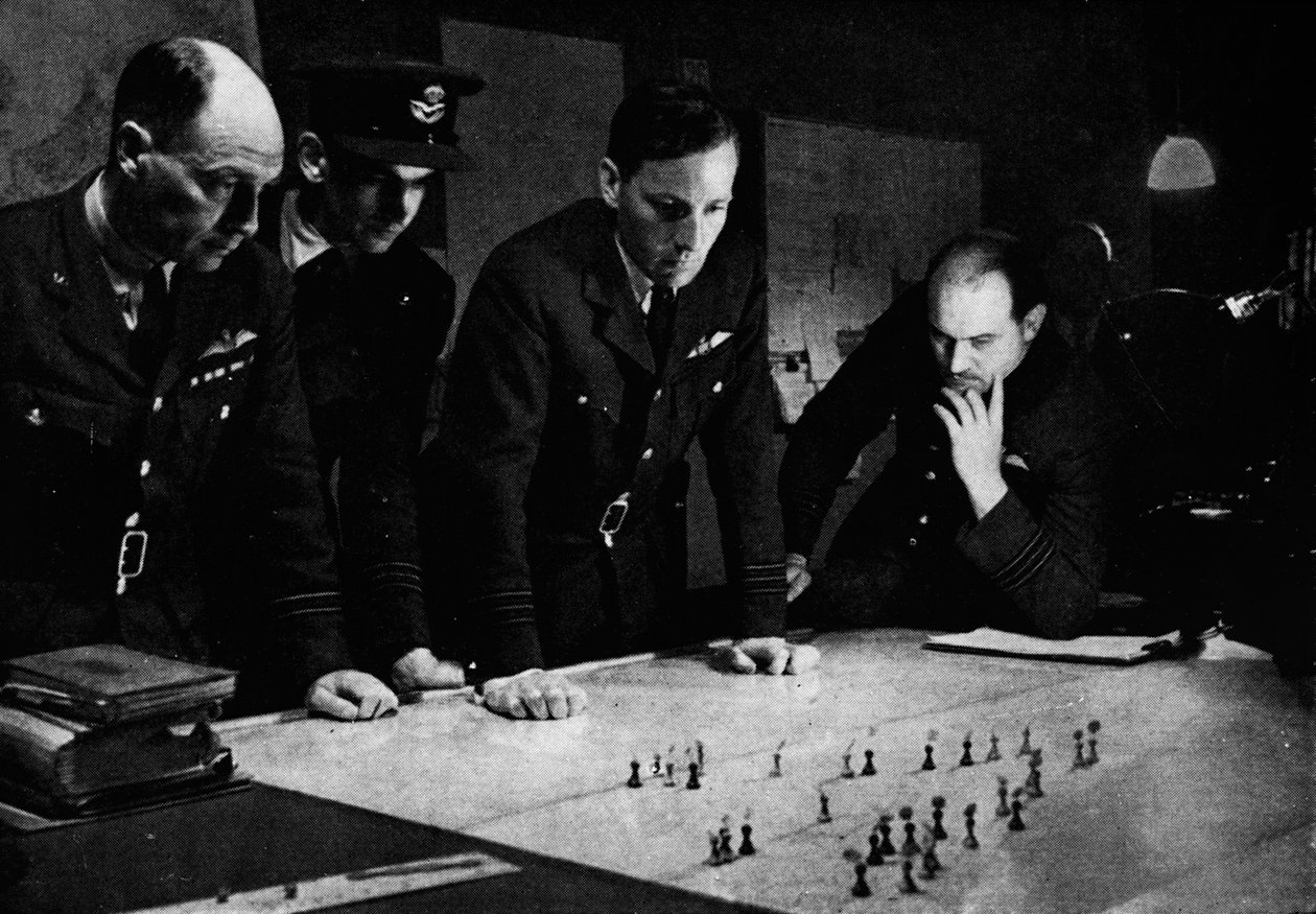 1941年，英国皇家空军轰炸机司令部行动室 作者 不明