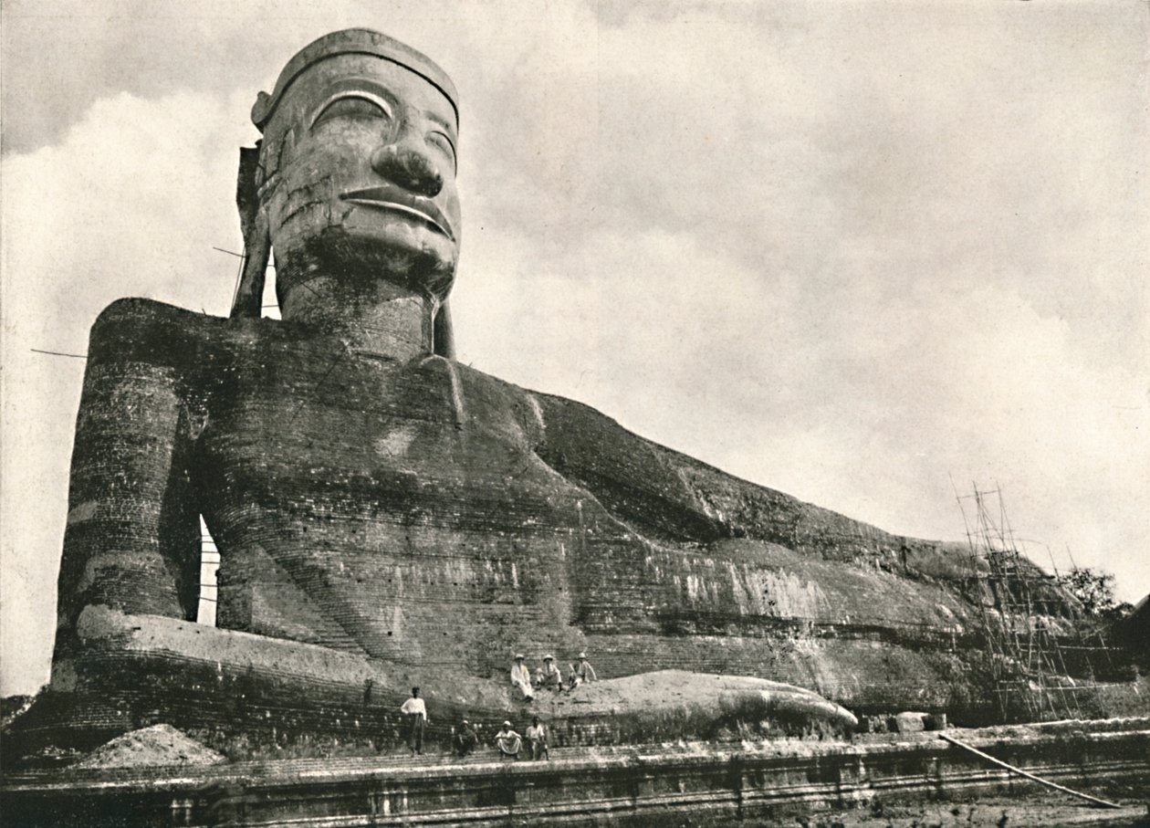 仰卧佛，仰光，1900。 作者 不明