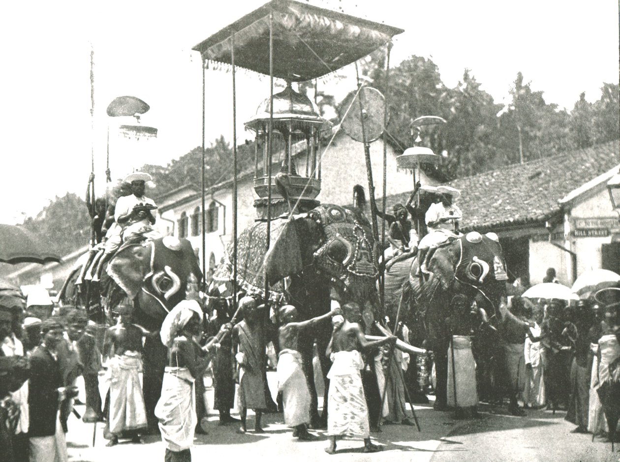 宗教游行，科伦坡，锡兰，1895年。 作者 不明
