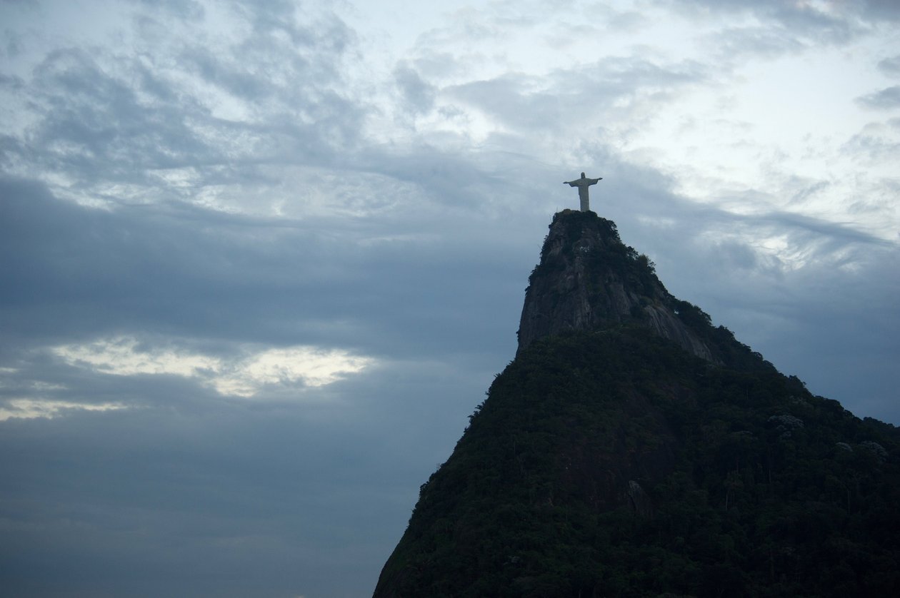 Rio de Janeiro, Statue of Christ the Redeemer on Corcovado, Sugarloaf Mountain , Brazil 作者 不明