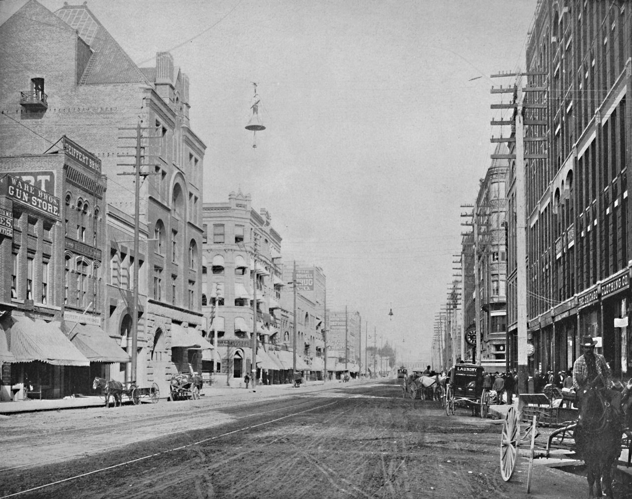 华盛顿州斯波坎市河滨大道，建于1897年。 作者 不明
