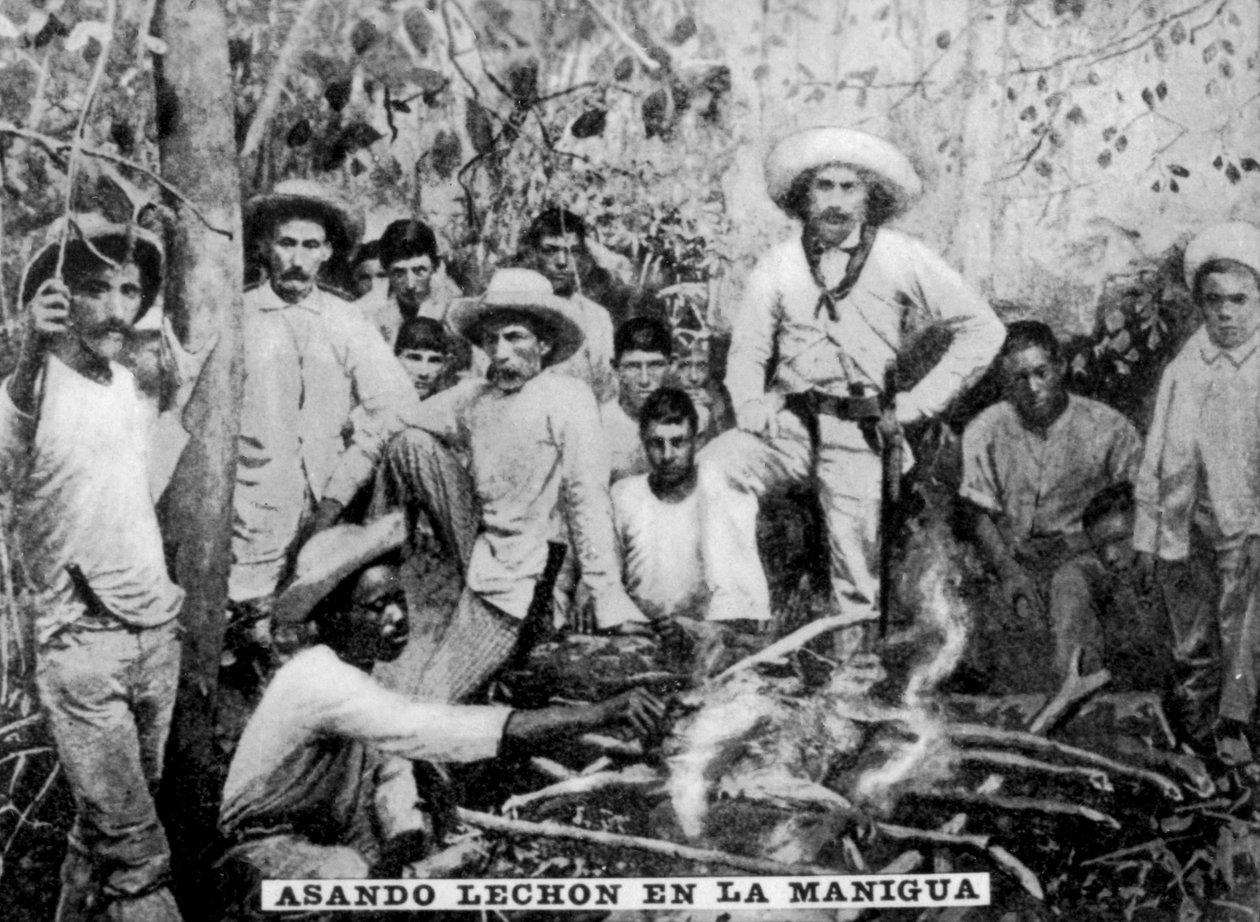 古巴，丛林中的烤猪，大约c1910 作者 不明