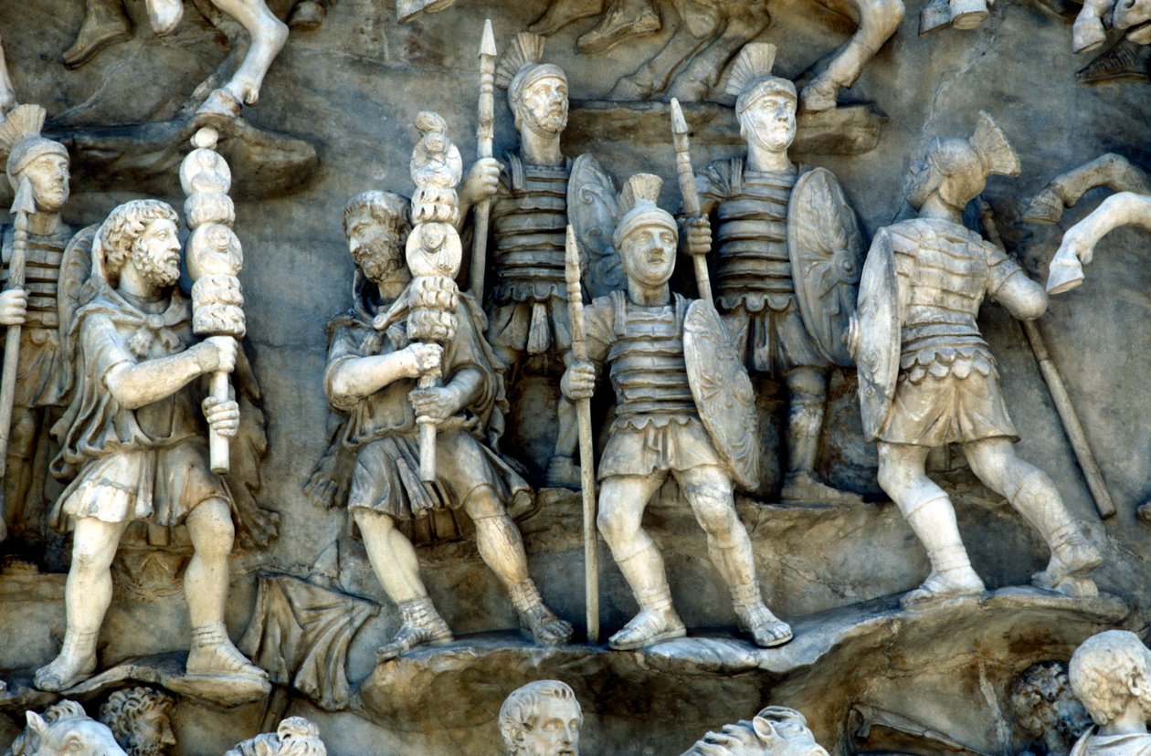 罗马士兵参加decursio（葬礼堆的仪式盘旋），c180-196 作者 不明