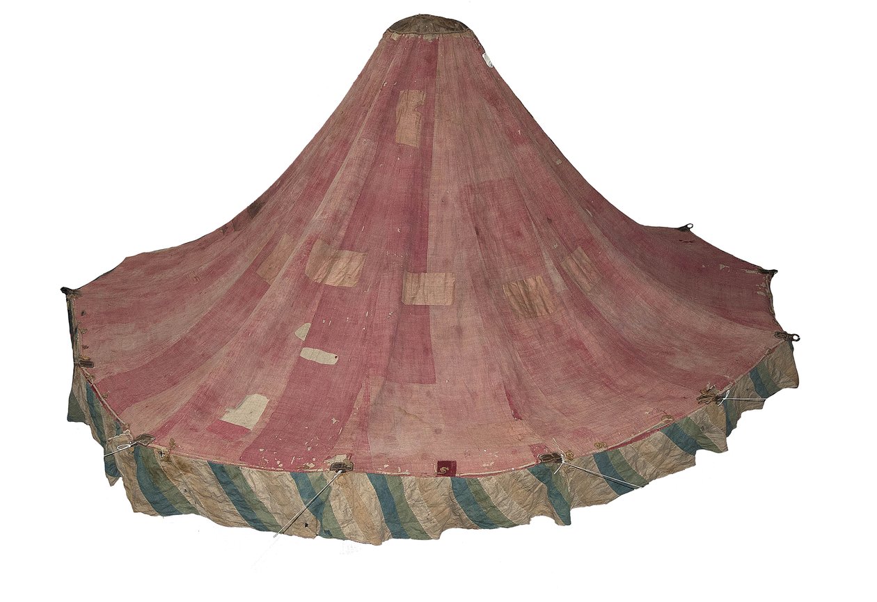 为穆罕默德·沙阿·屋顶（Muhammad Shah Roof）制作的皇家圆形帐篷，1834-1848年。 作者 不明