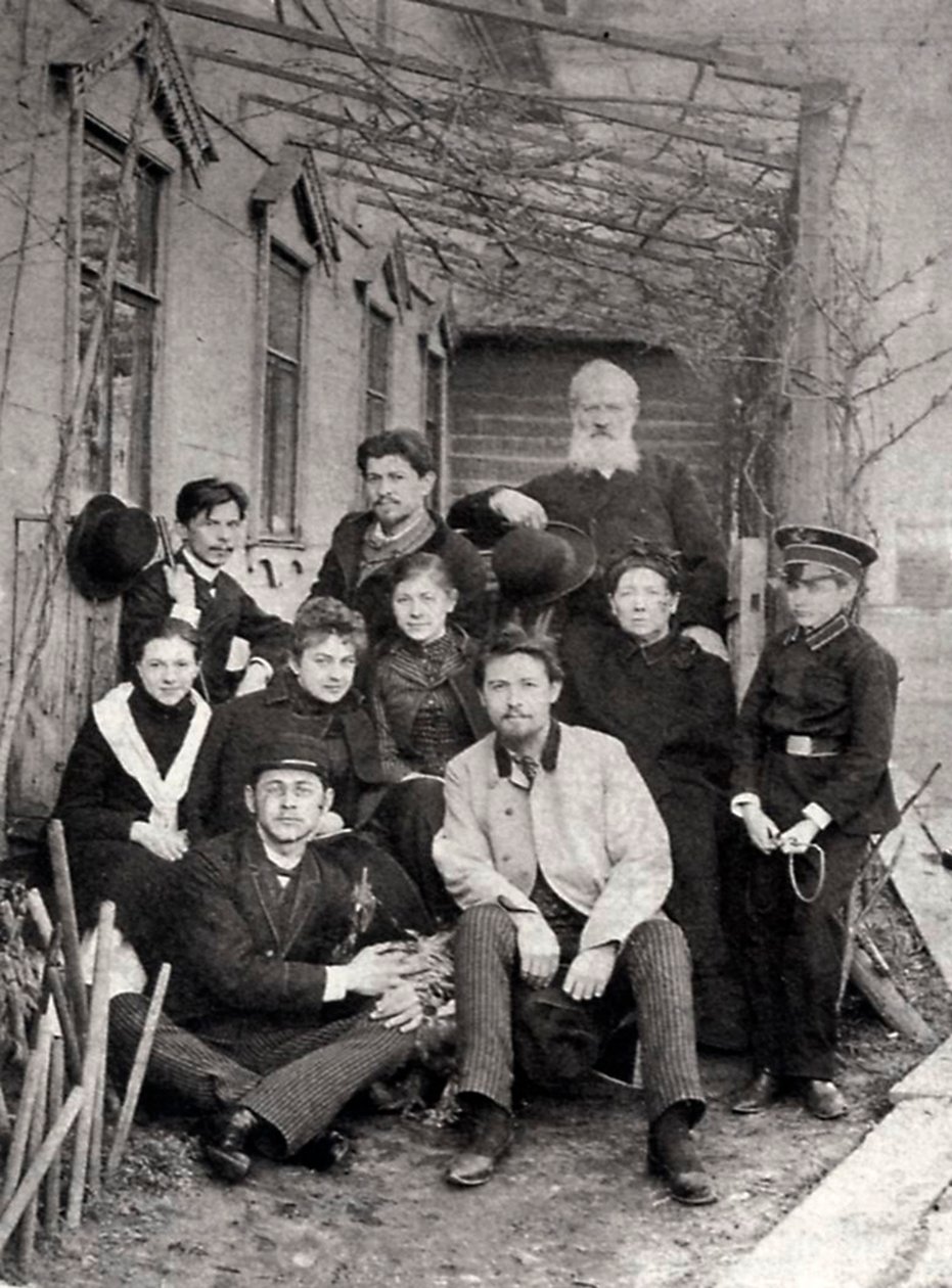 俄罗斯作家安东·契kh夫与家人和朋友，1890年 作者 不明