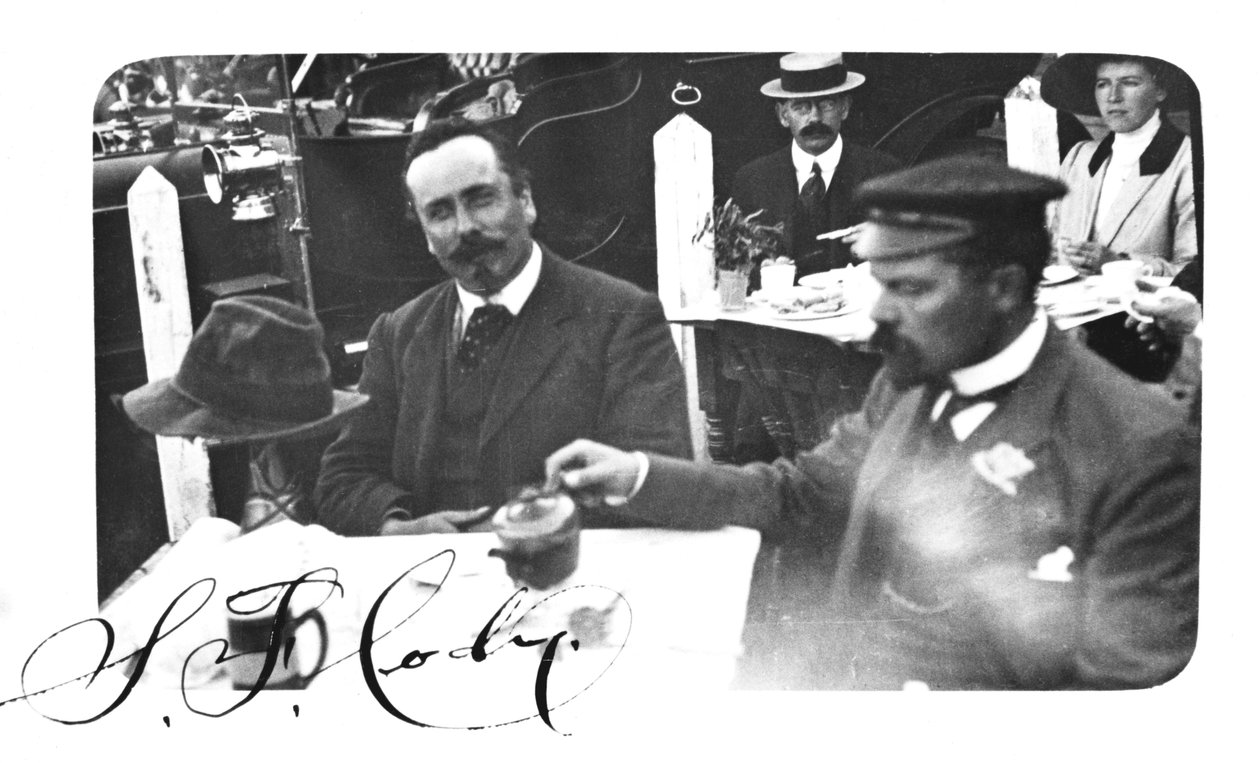 塞缪尔·富兰克林·科迪1862-1913，面对镜头 作者 不明