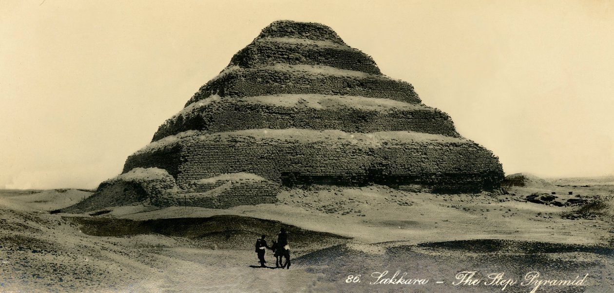 塞加拉（Saqqara）-阶梯金字塔，c1918-c1939。 作者 不明