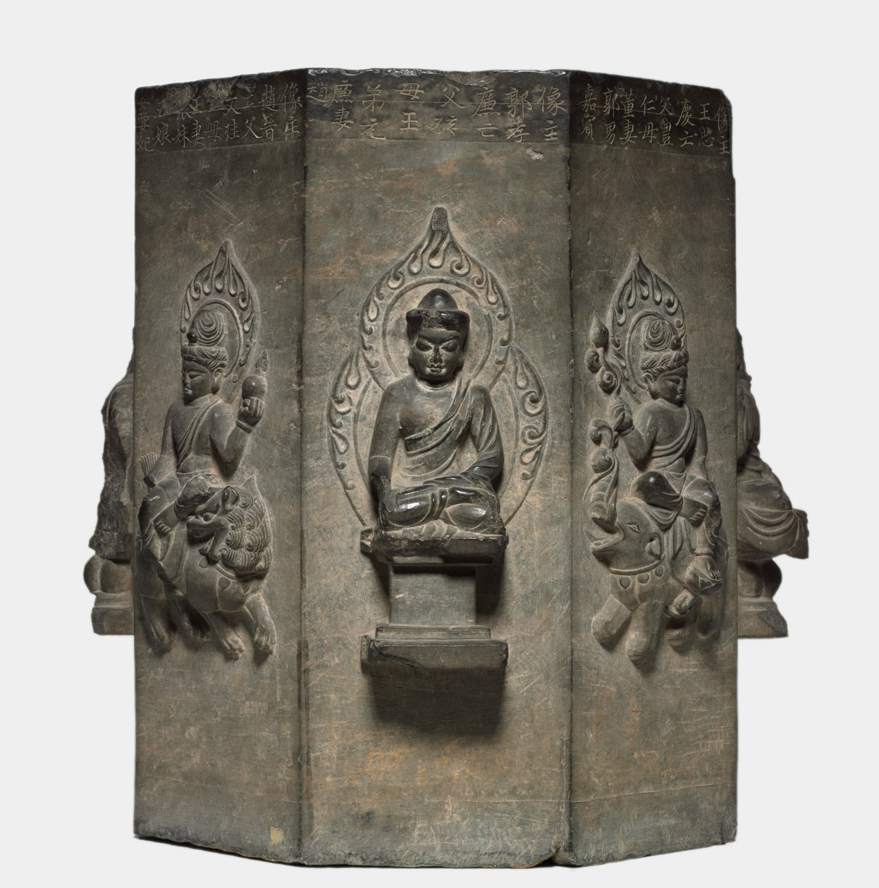 唐朝618-907年，达拉尼柱子的剖面。 作者 不明