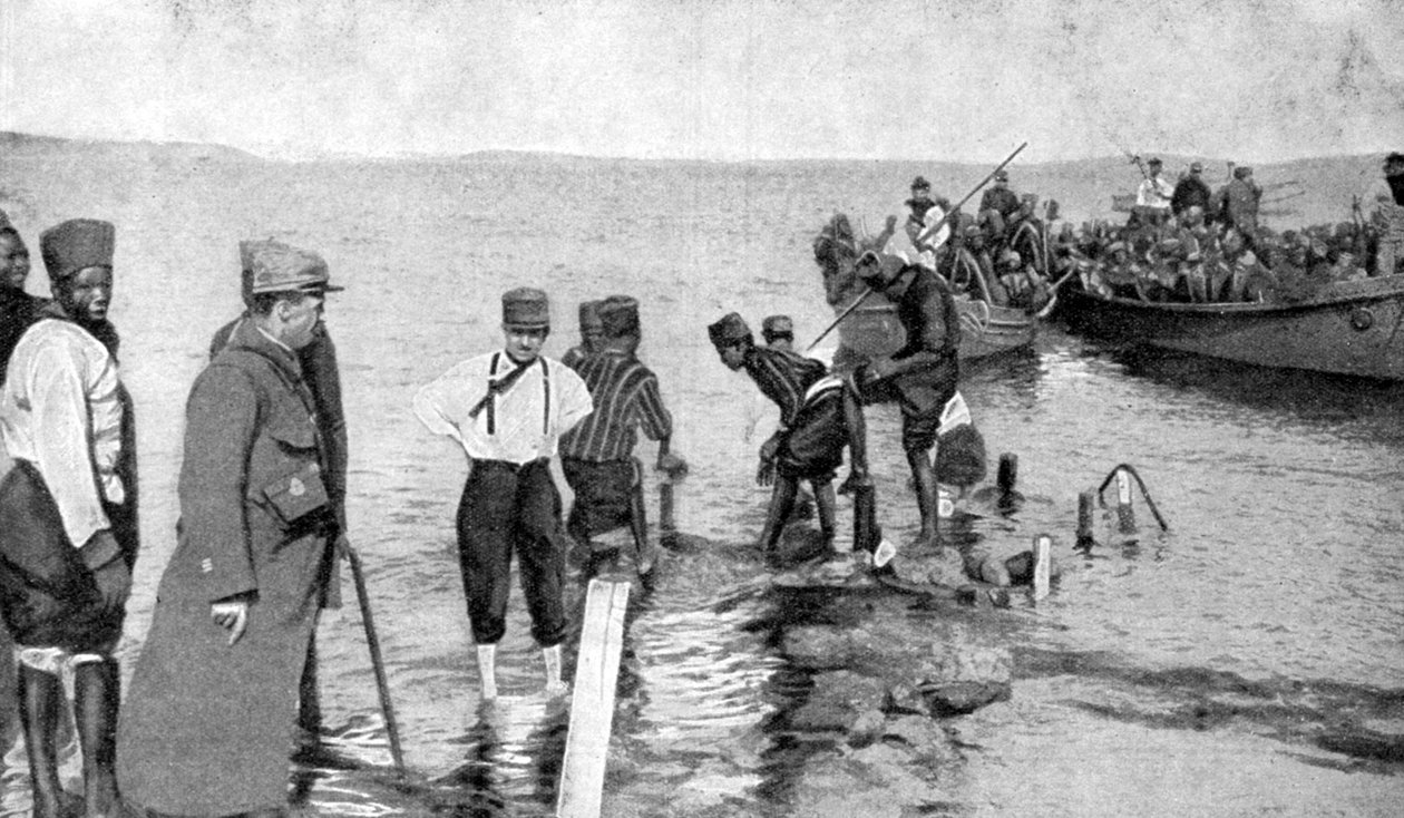 第一次世界大战，1915年，塞内加尔士兵踏上埃及海岸 作者 不明