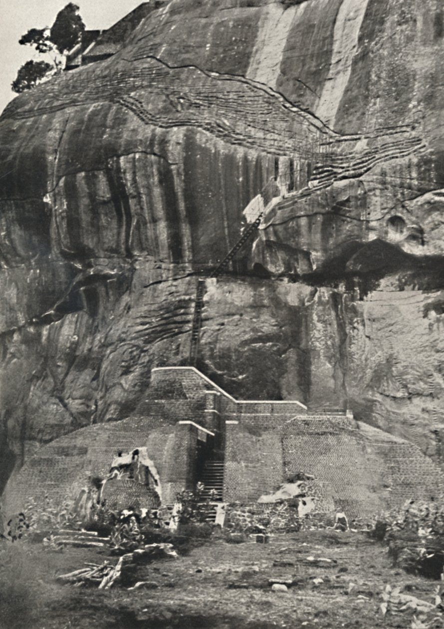 西吉里（Sigiri），向北攀爬所谓的Lowensteig，通过楼梯，梯子和栏杆进行更新 作者 不明