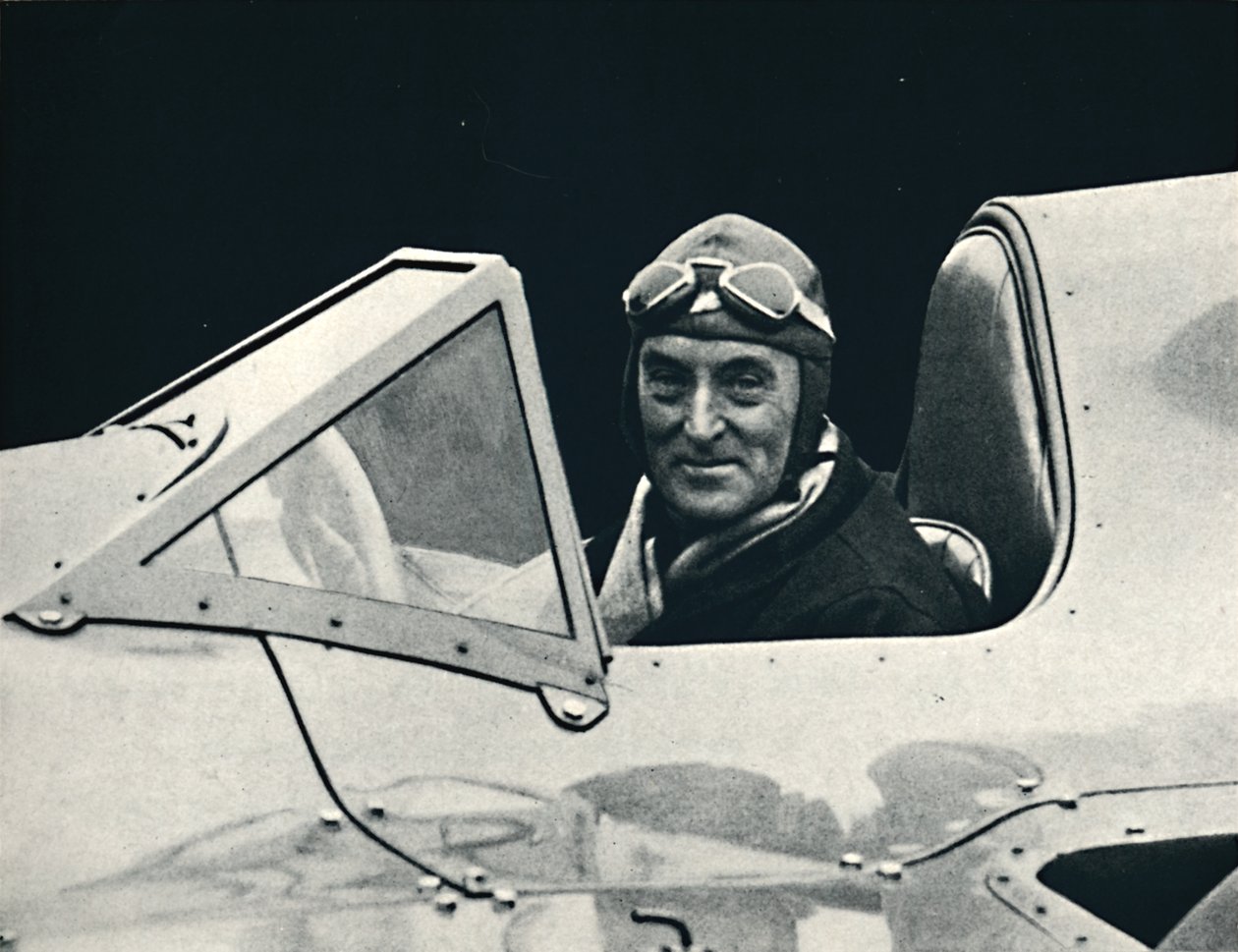 马尔科姆·坎贝尔爵士（Malcolm Campbell）乘坐蓝鸟（Bluebird），1937年 作者 不明