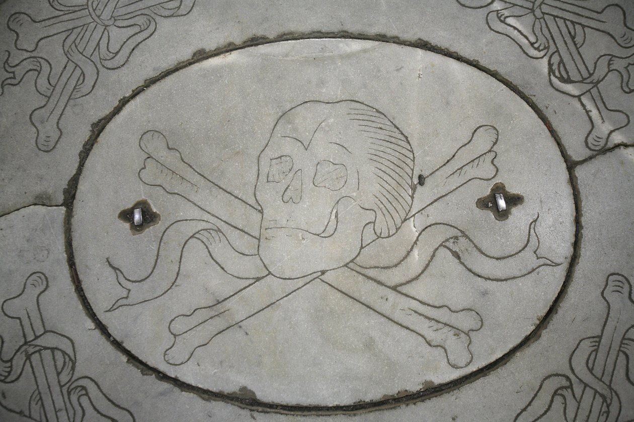 Skull and bones Florence Italie 作者 不明