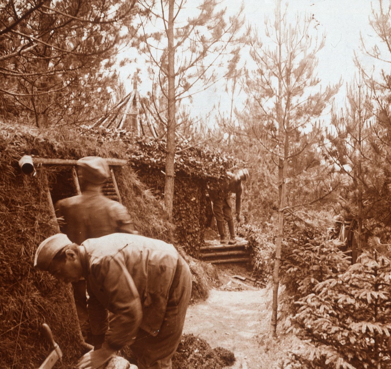 法国北部Genicourt，土着掩蔽所中的士兵，c1914-c1918 作者 不明
