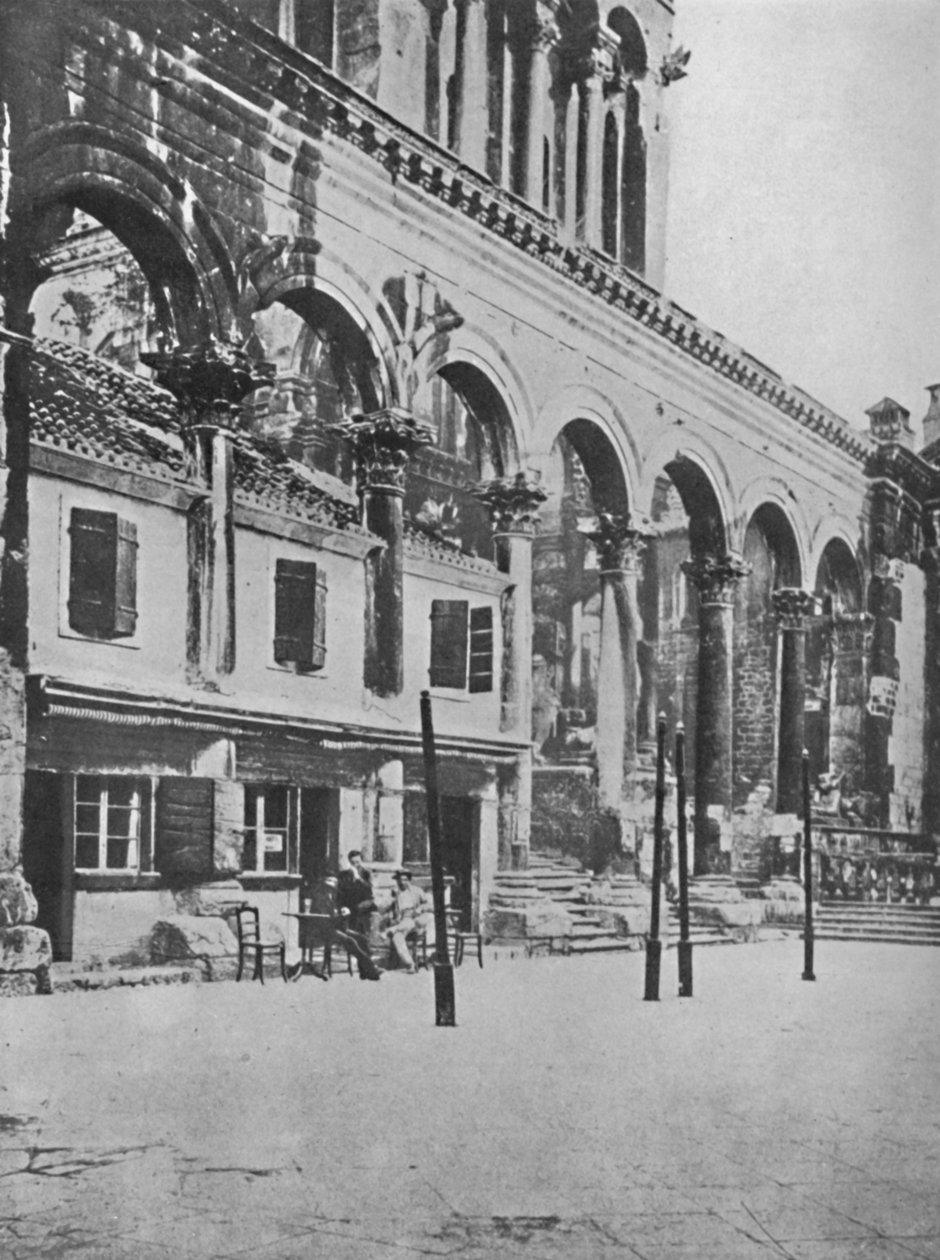 分裂-Peristyle，1913年 作者 不明