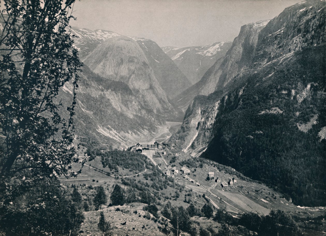 斯塔尔海姆（Stalheim）和纳洛达尔（Nærödal），1914年。 作者 不明