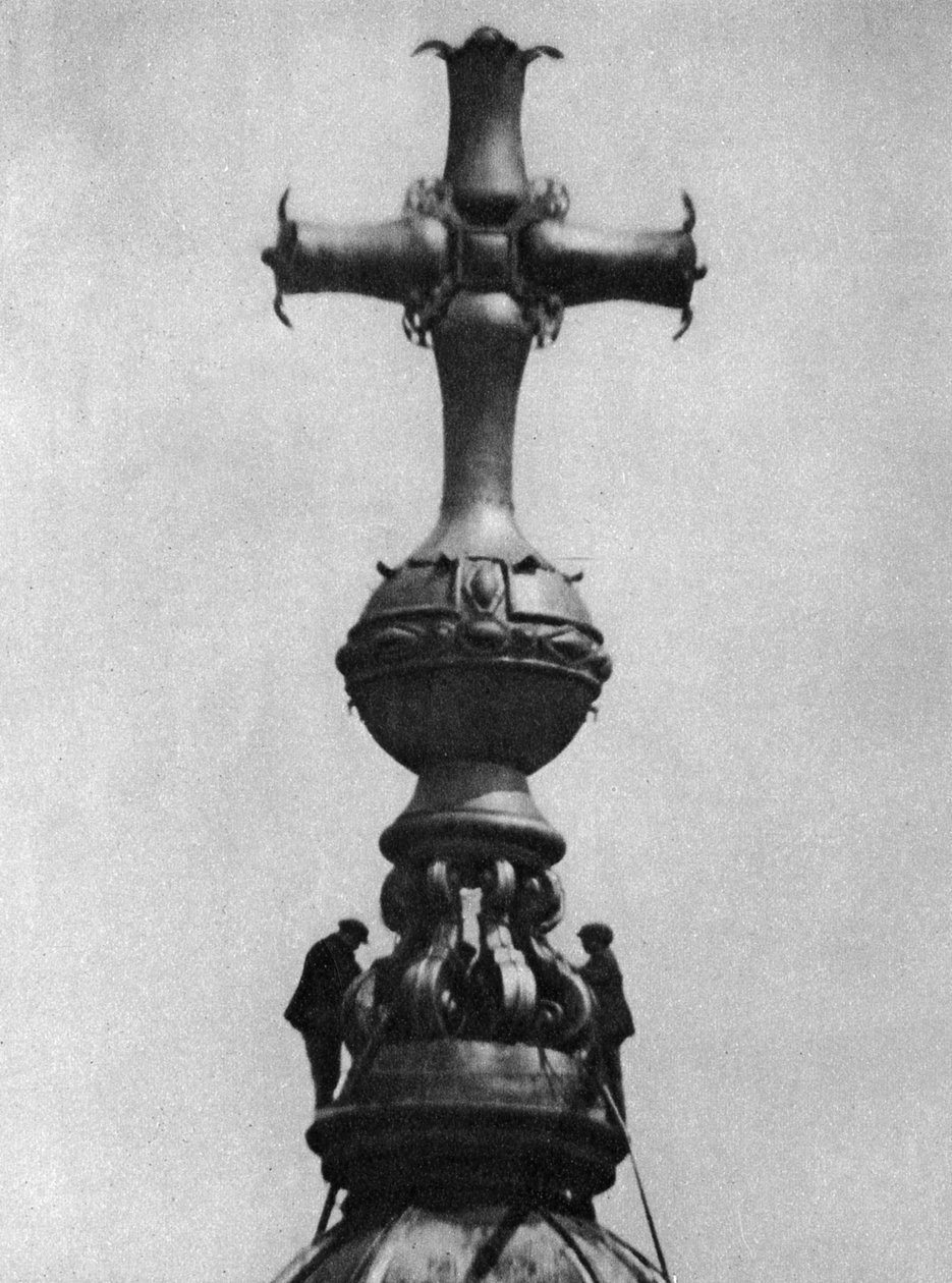 1926-1927年在伦敦圣保罗大教堂的山顶上的徒 作者 不明