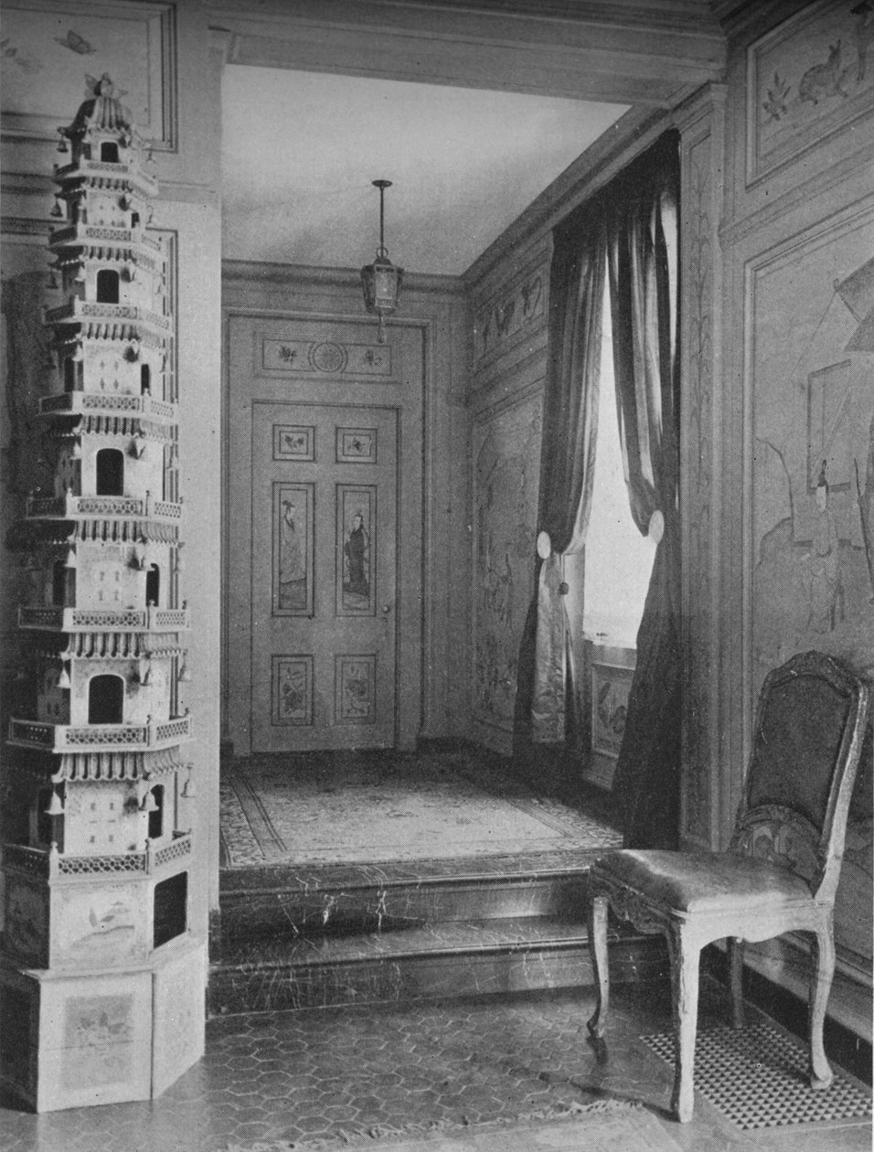 从大厅到餐厅门的台阶，WK Vanderbilt夫人的房子，纽约，1924年 作者 不明