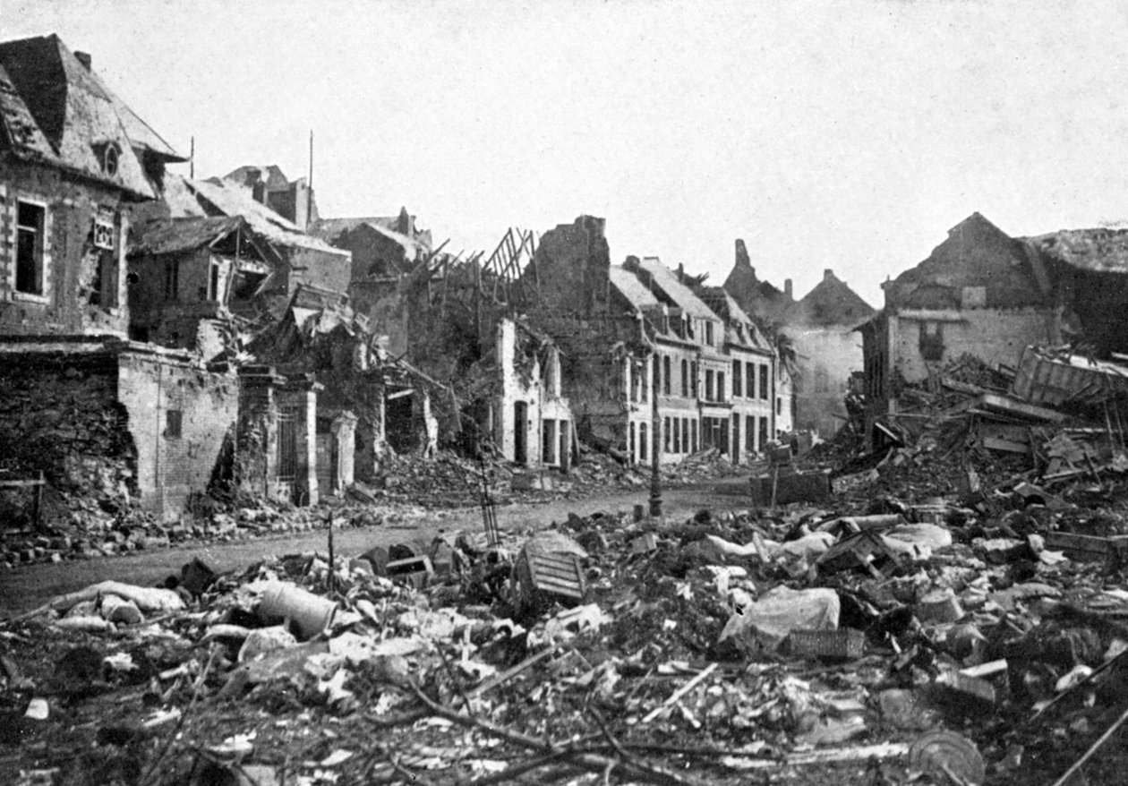 法国Peronne沦陷后的街景，第一次世界大战，1917年，c1920 作者 不明