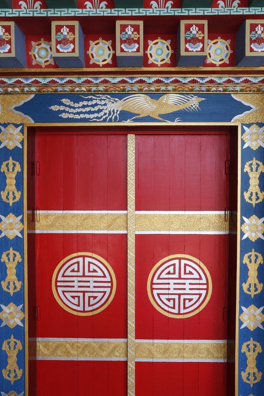 Temple of the Thousand Buddhas. Dashang Kagyu Ling congregation. Pagoda door, La Boulaye, France 作者 不明