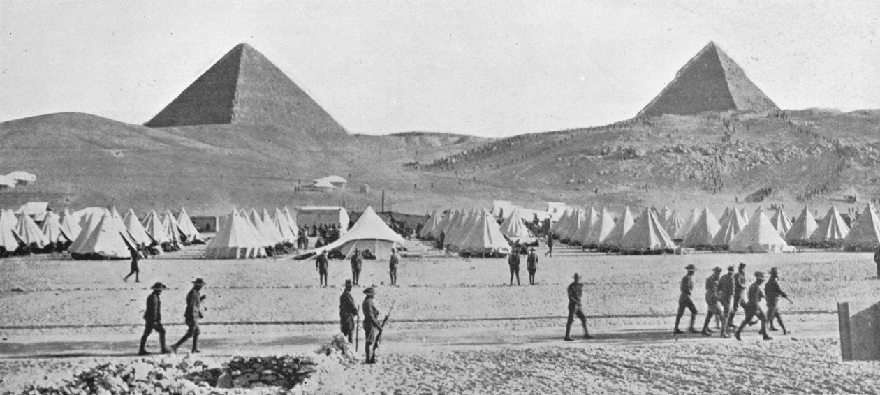 1914年，澳大利亚军队在埃及扎营，靠近金字塔 作者 不明