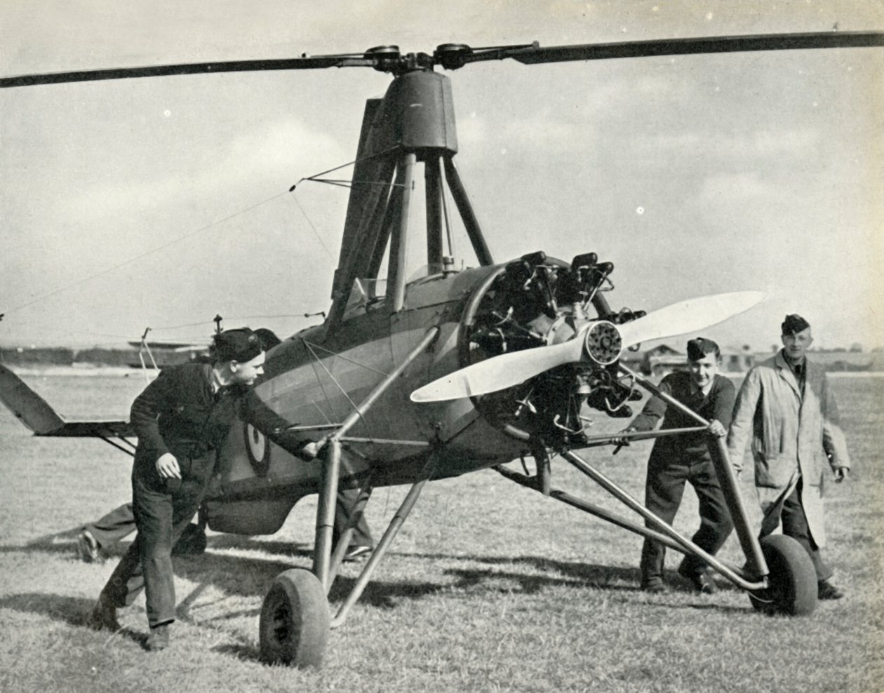 切尔瓦·奥托吉罗（Cierva Autogiro），1941年。 作者 不明