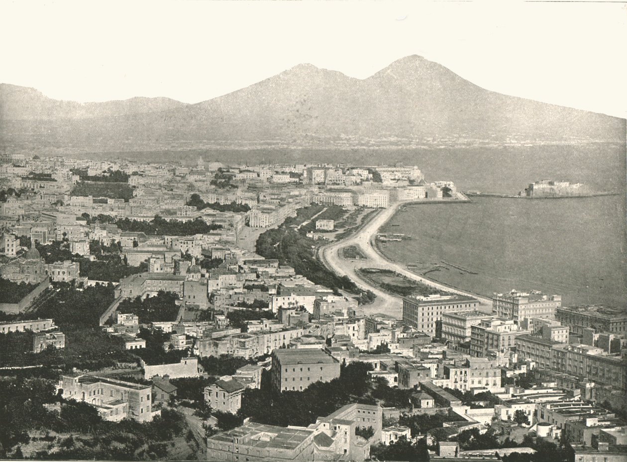 意大利那不勒斯市海湾和维苏威火山，1895年。 作者 不明