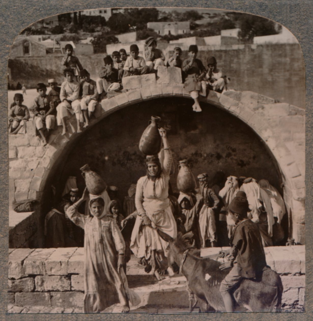 拿撒勒（Nazareth），圣母流泉，约摄于1900年 作者 不明