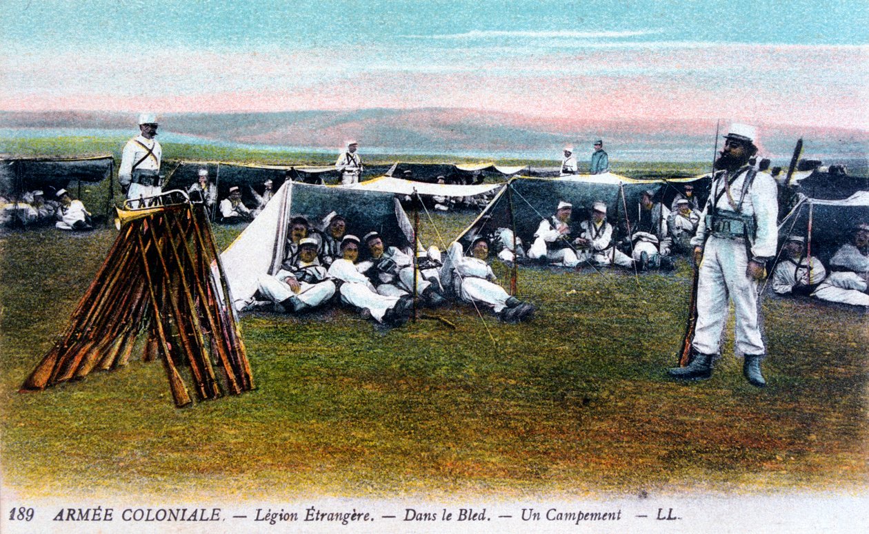 法国外国军团在其营地，c1910 作者 不明