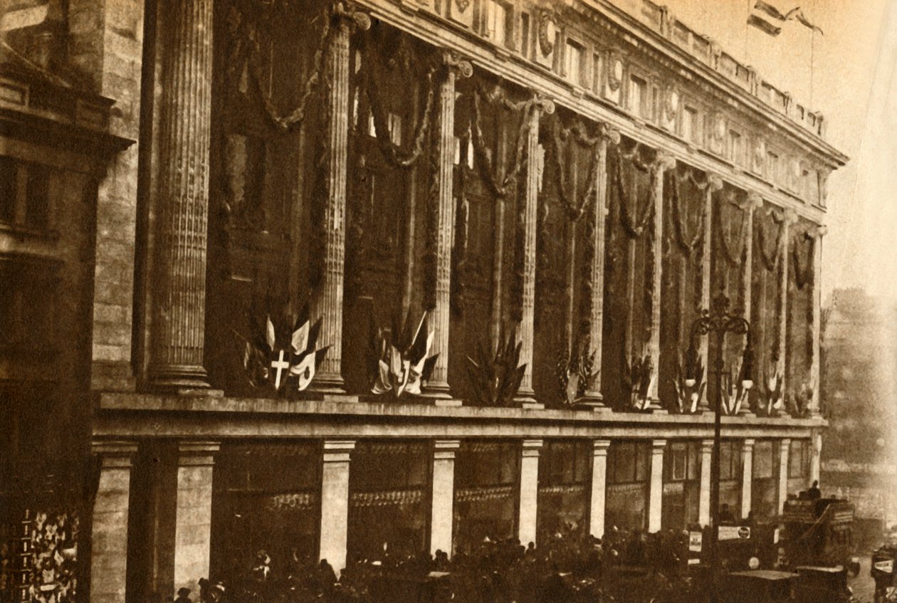 塞弗里奇（Selfridges）开业，1909年，1933年。 作者 不明