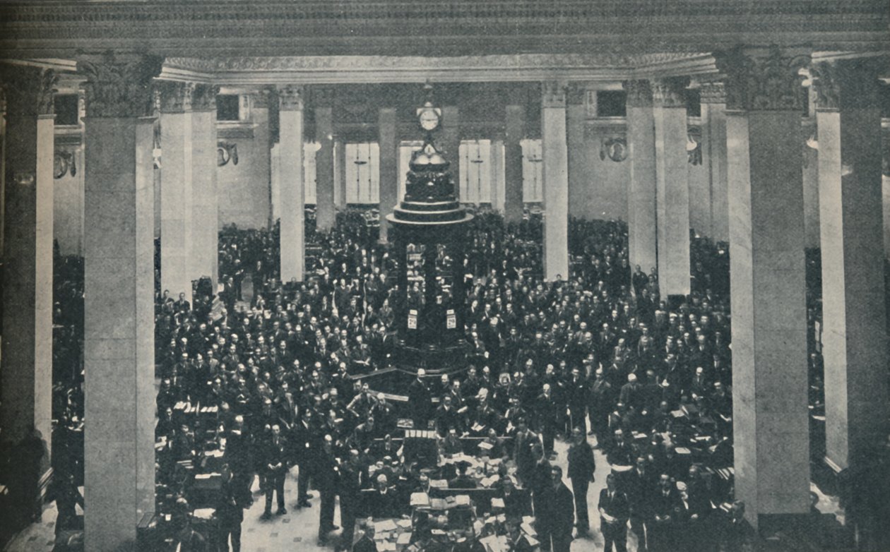 劳埃德（Lloyds）的包销室，以讲台为中心，1936年 作者 不明