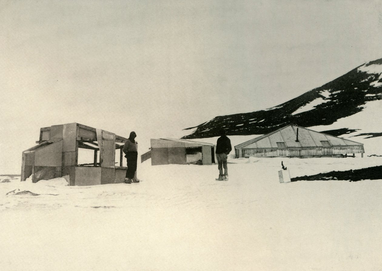 1909年，位于小屋点的发现探险队冬季区，c1908 ，。 作者 不明