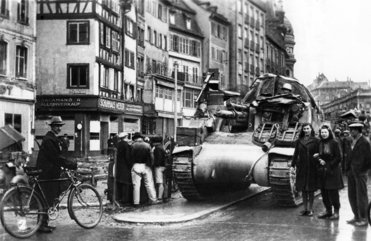 1944年11月，第一批盟军坦克抵达阿尔萨斯斯特拉斯堡 作者 不明