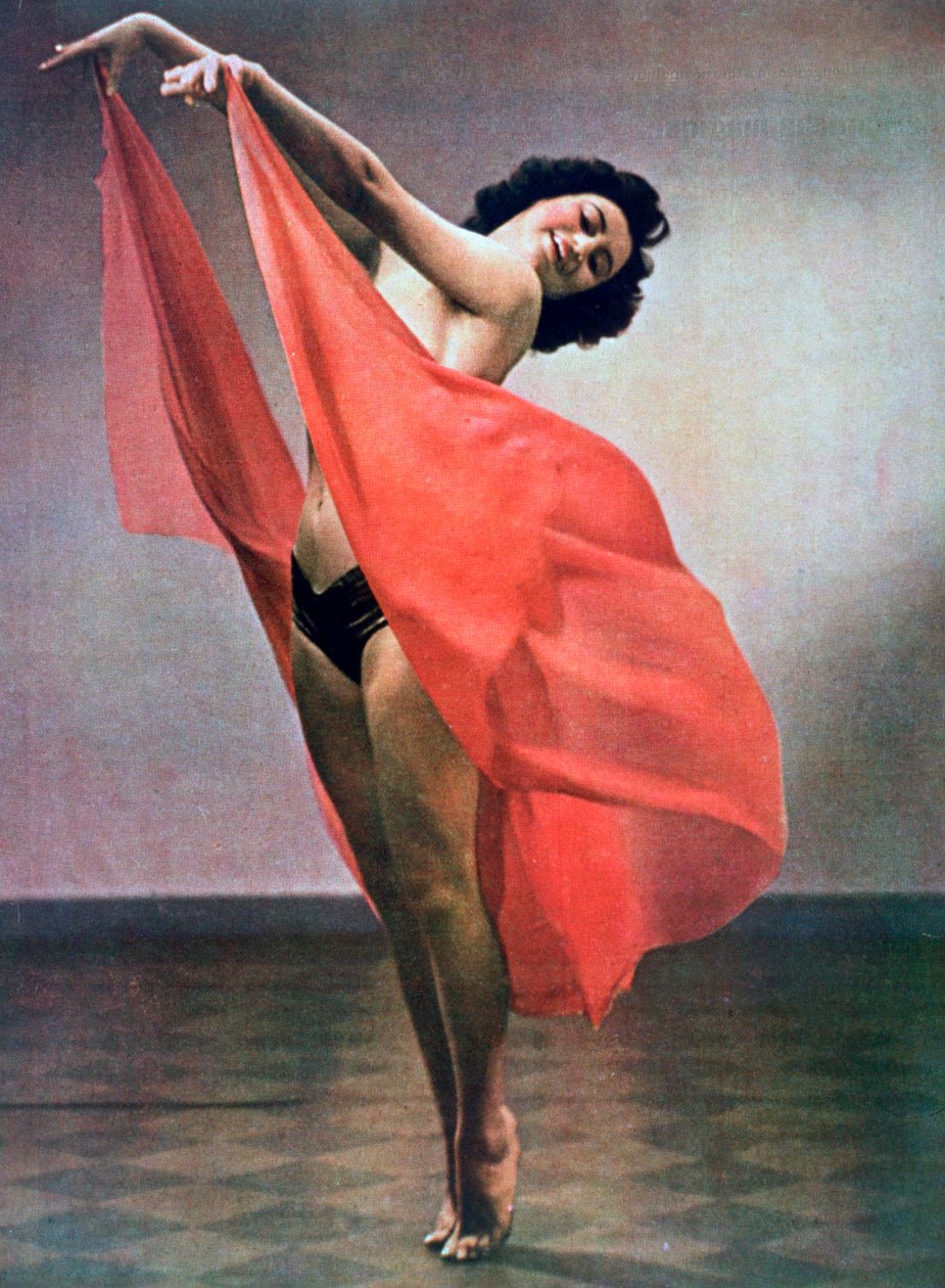 莱玛拉（Ly Mara）的优雅与轻盈，1942年 作者 不明
