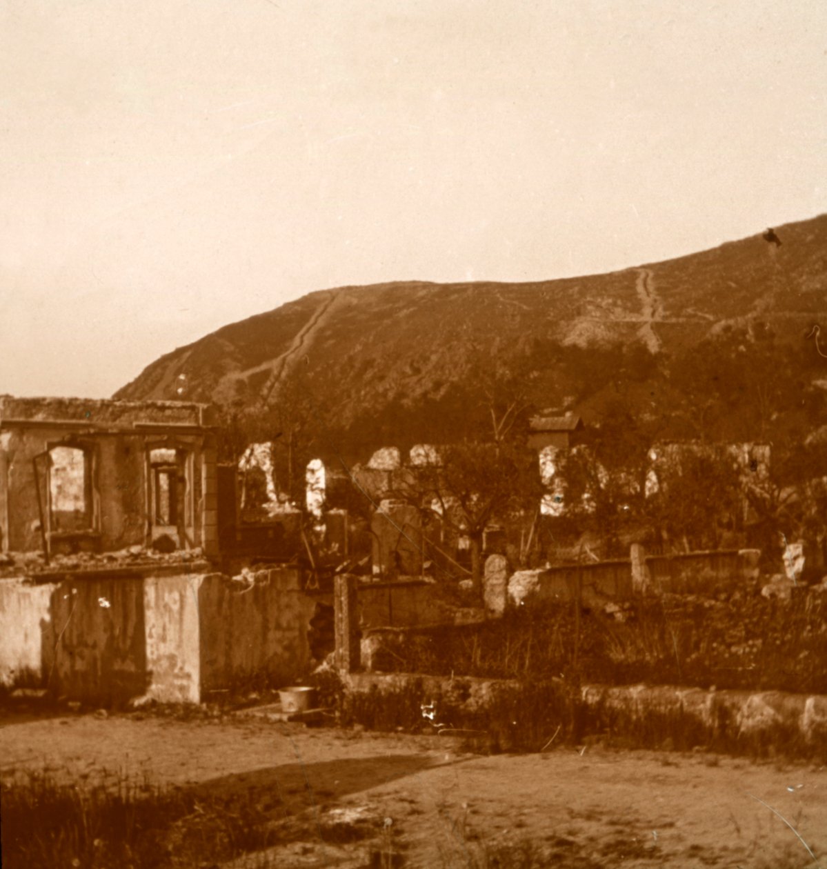 报亭，法国北部Metzeral，c1914-c1918 作者 不明