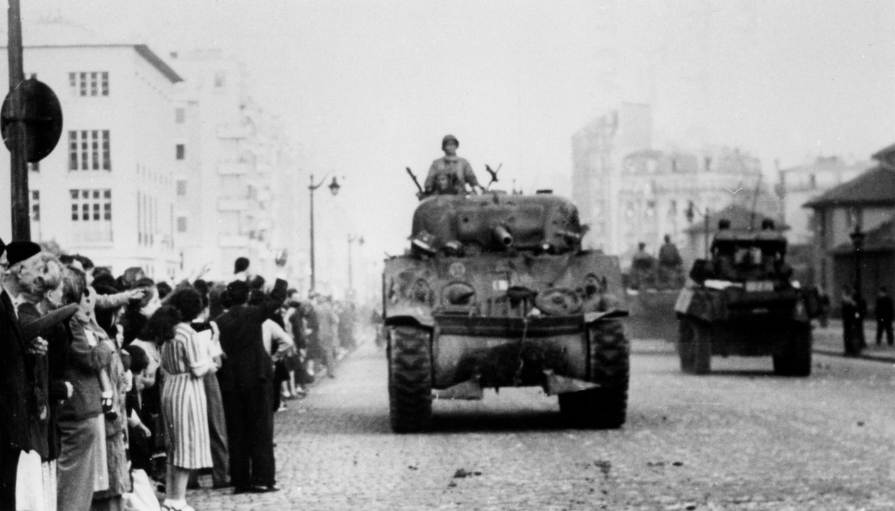 巴黎解放，1944年8月 作者 不明