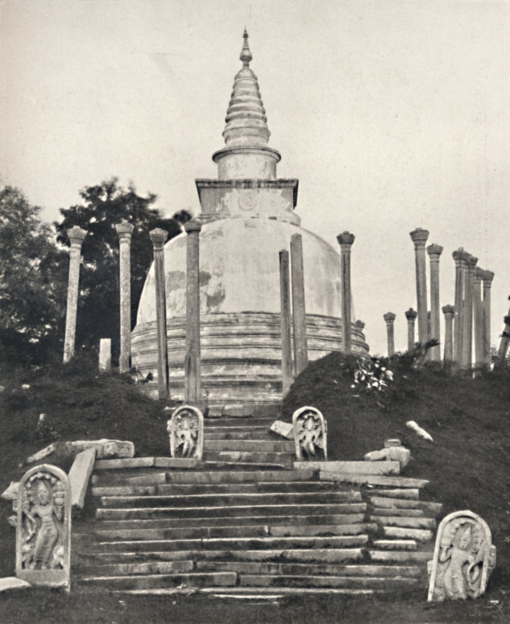 Thuparama Dagoba zu Anuradhapura，1926年 作者 不明